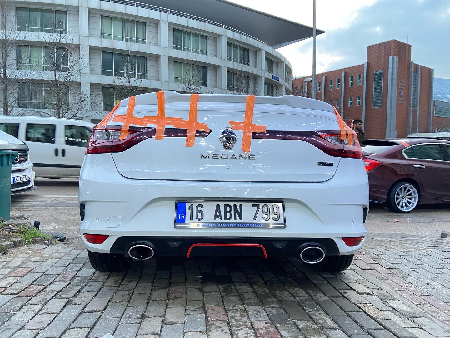 RENAULT MEGANE 4 SEDAN BODY KİT 